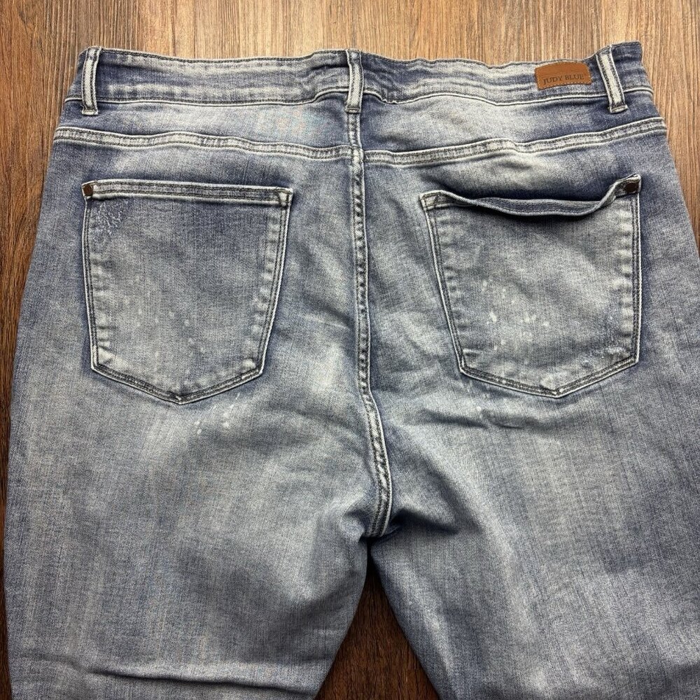 Judy Blue Boyfriend Fit Jeans Destroyed Medium Wash JB82169LT Women’s Size 22W - Picture 4 of 11